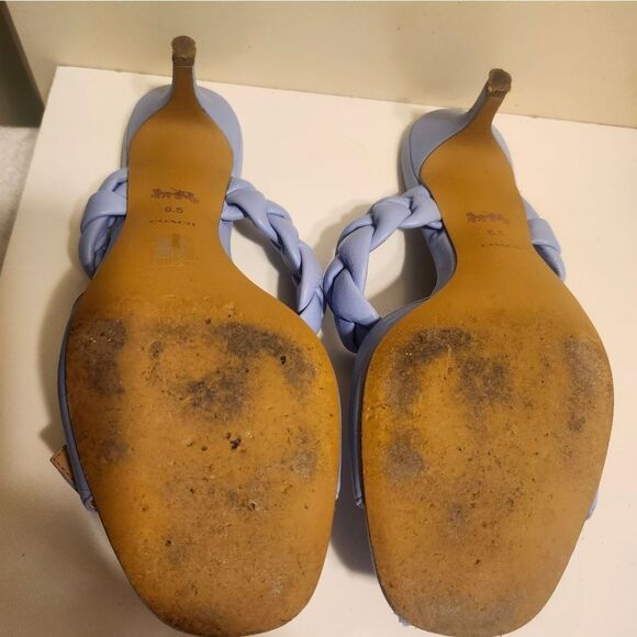 Coach "Mollie" Periwinkle Blue Leather Kitten Heel Sandals sz.6.5 $235 w/Dustbag - Picture 9 of 10
